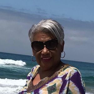 Meet your Posher, Sandra